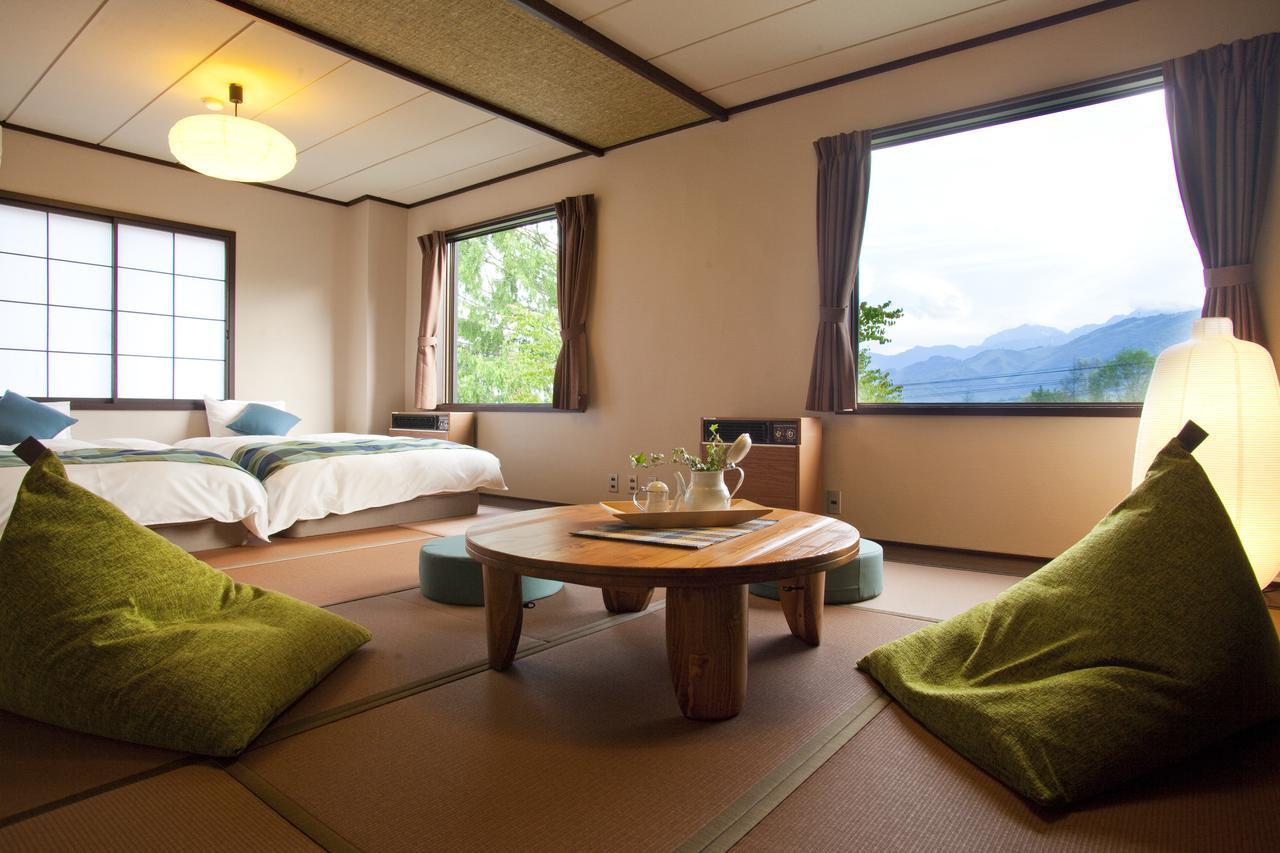 Hotel Hakuba Berghaus Отари Экстерьер фото