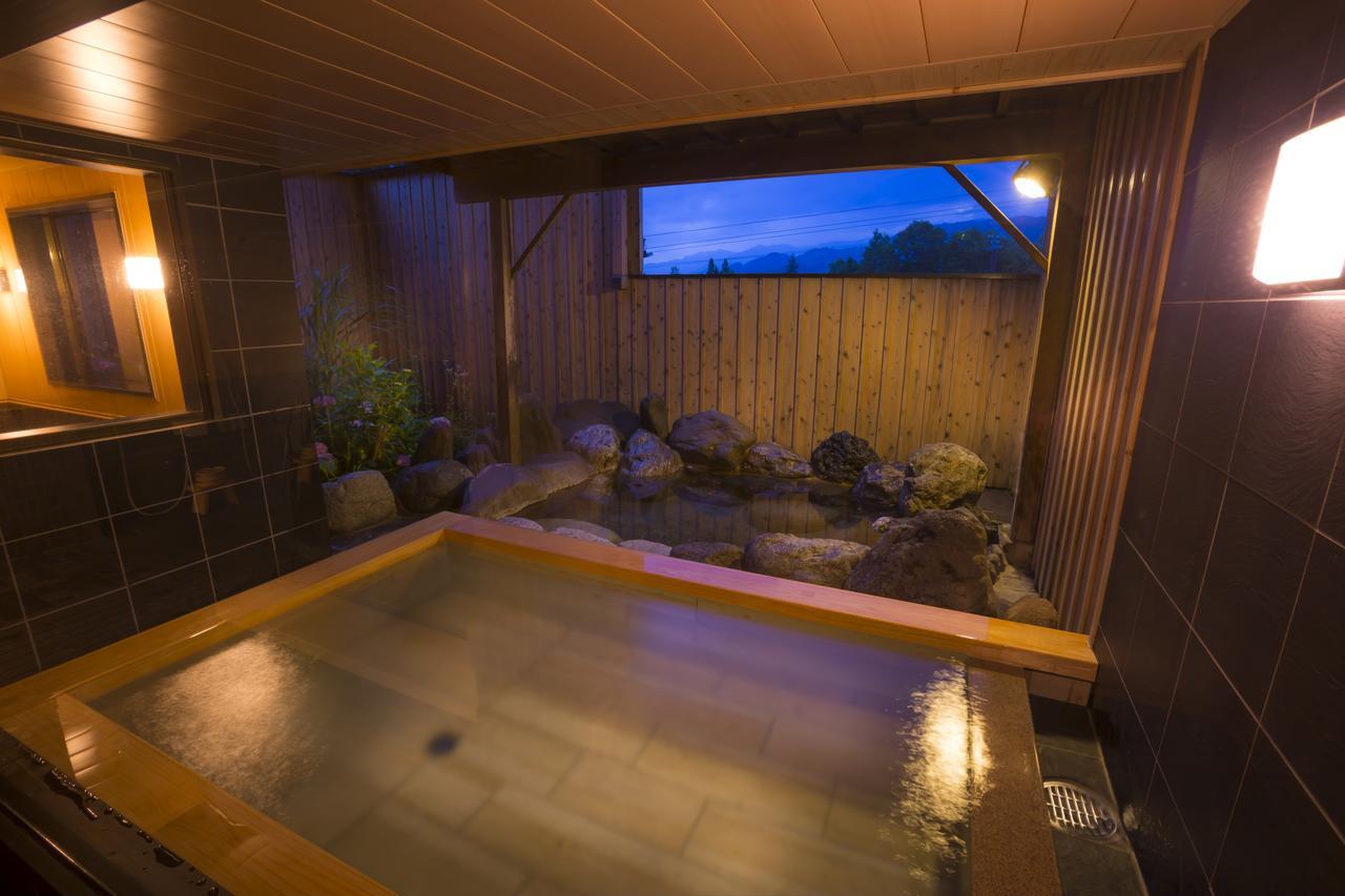 Hotel Hakuba Berghaus Отари Экстерьер фото